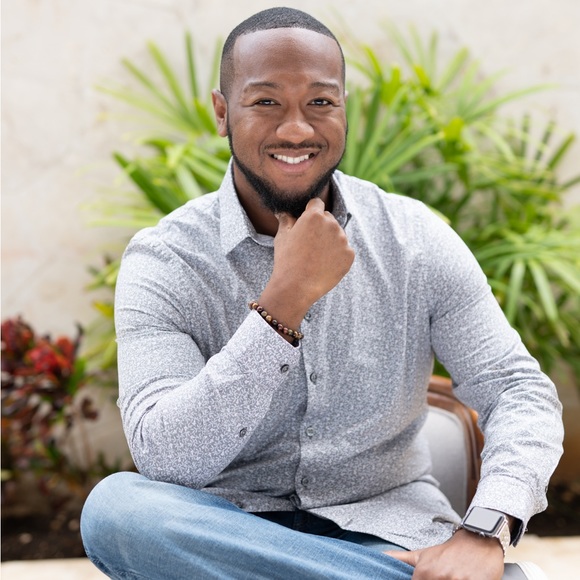 Meet your Posher, Jose - Picture 1 of 6